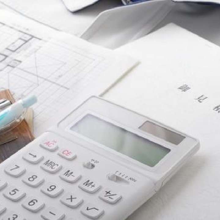 診断結果に合わせて複数塗料のお見積りをご提示予算や希望にあった費用選択