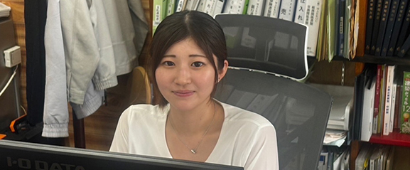 事務 加藤　優奈