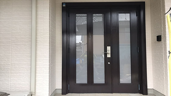 愛知県豊橋市一般住宅 玄関の施工後画像