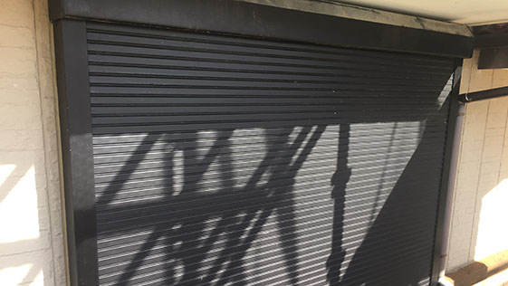 静岡県浜松市東区一般住宅 シャッターの施工前画像