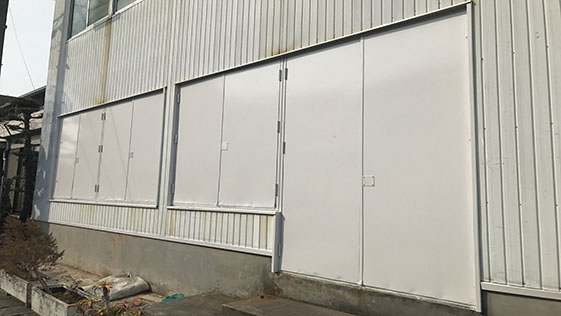 静岡県焼津市店舗 鉄扉の施工後画像