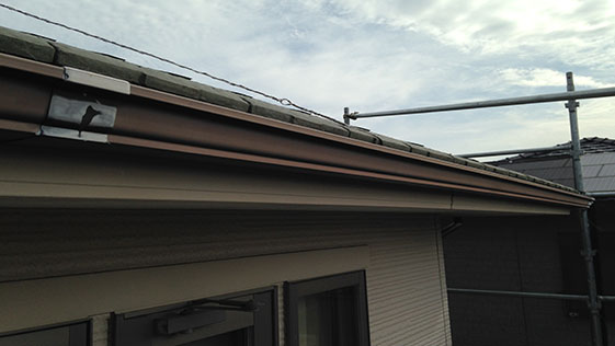 静岡県磐田市一般住宅 横樋の施工前画像