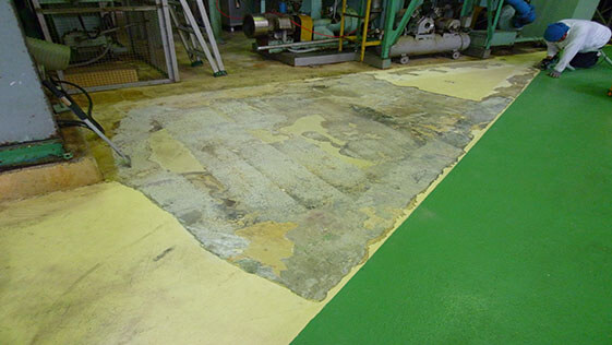 静岡県袋井市工場床 床の施工前画像