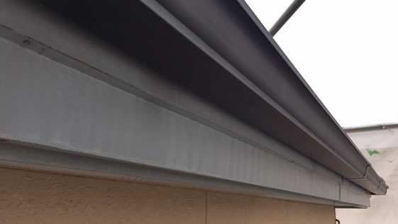 静岡県袋井市一般住宅 横樋の施工前画像