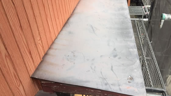 静岡県袋井市一般住宅 庇の施工前画像