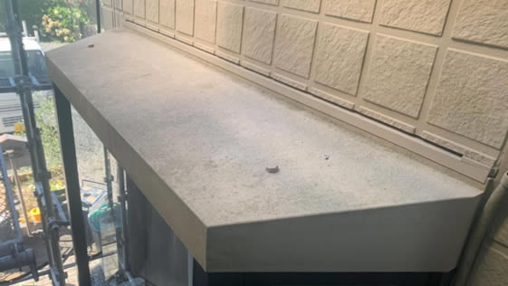 静岡県袋井市一般住宅 庇の施工前画像