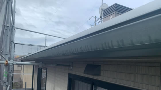 静岡県袋井市一般住宅 横樋の施工前画像