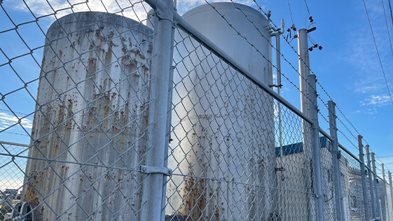 静岡県磐田市タンク塗装 塗装の施工前画像