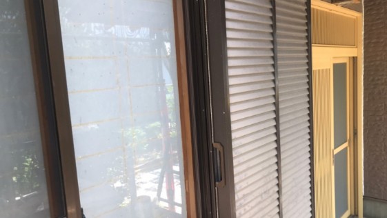 静岡県浜松市O様邸一般住宅 雨戸の施工前画像