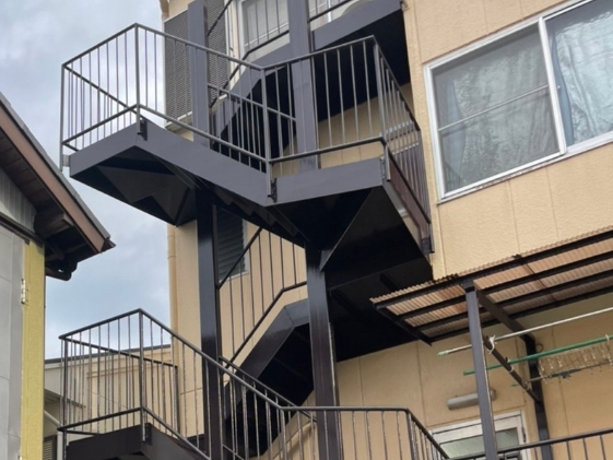 静岡県袋井市M様階段鉄骨塗装の施工前画像