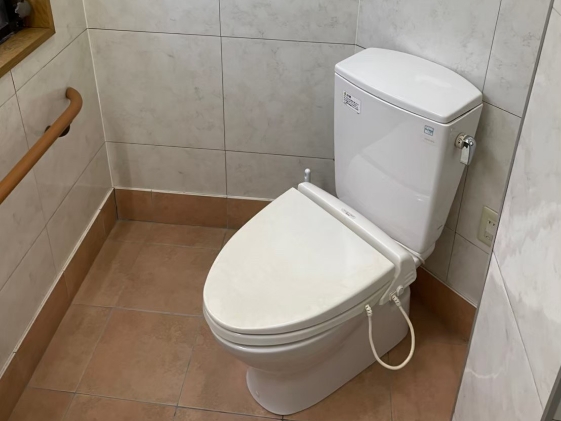 神奈川県秦野市クリニック内装リフォーム工事 トイレの施工後画像