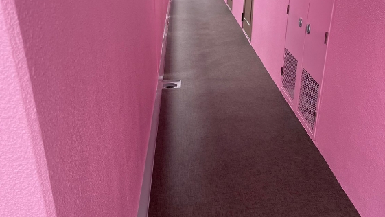 静岡県浜松市 長尺シート貼り工事マンション 通路の施工後画像