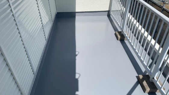 愛知県新城市 K様邸一般住宅 ベランダの施工後画像