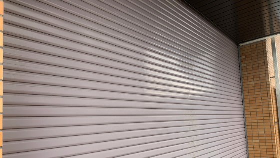 愛知県豊橋市 M様工場 シャッターの施工前画像