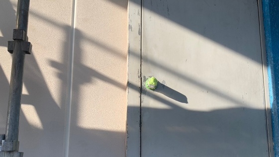 愛知県名古屋市 M様屋上防水 鉄扉の施工前画像