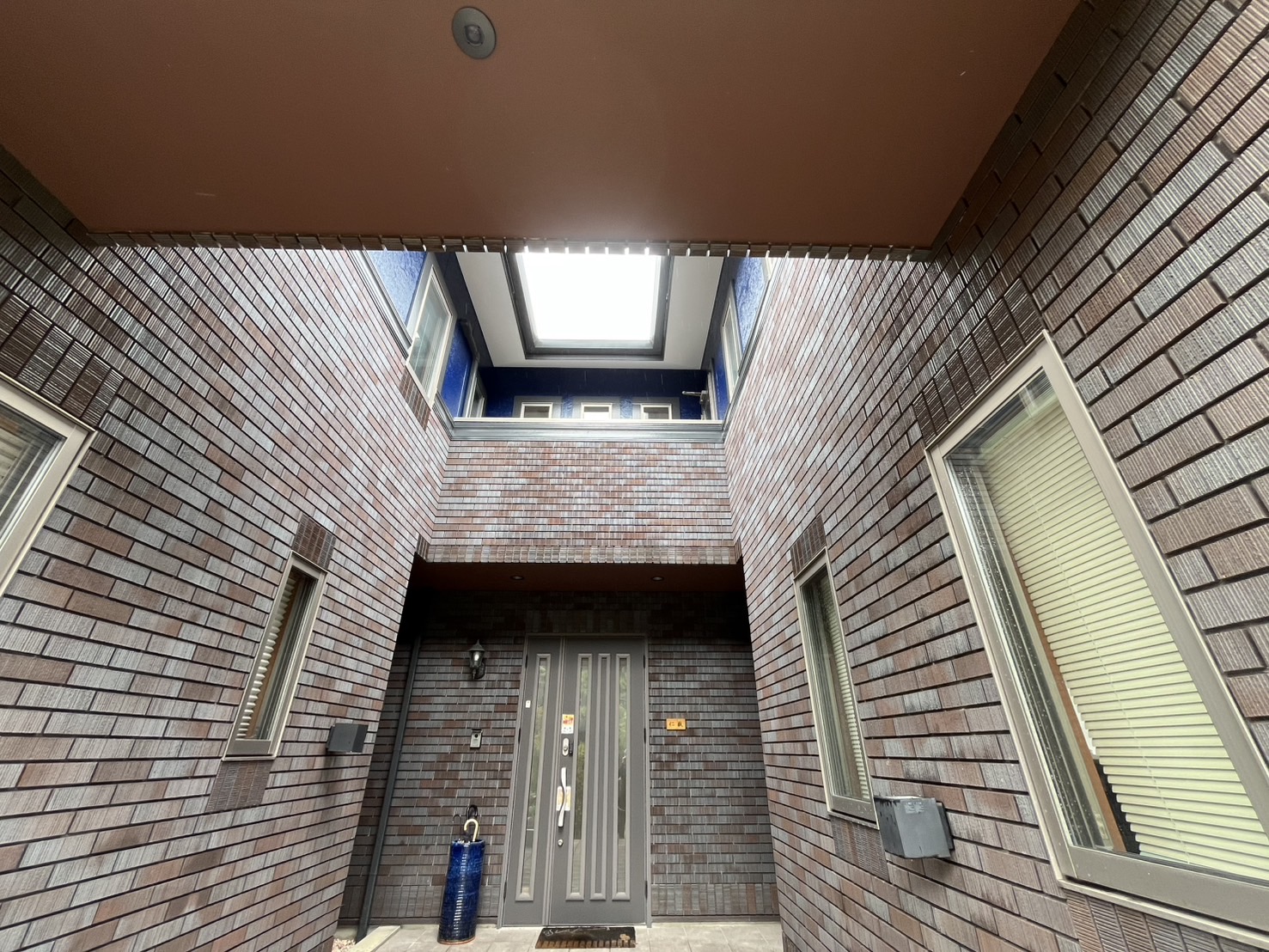 静岡県浜松市 N様 一般住宅 玄関の施工後画像