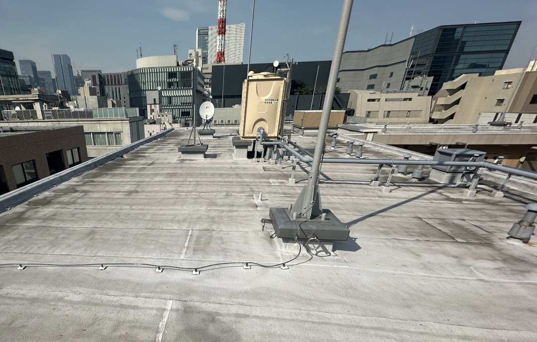 銀座 マンション 屋上防水工事・長尺シート貼り工事の施工前画像