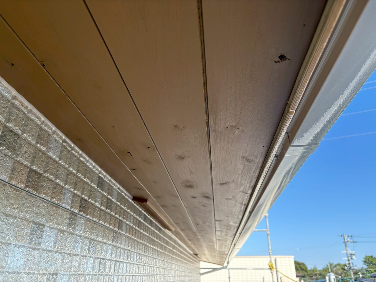 静岡県磐田市O様邸 一般住宅の外壁塗装工事 軒天の施工後画像