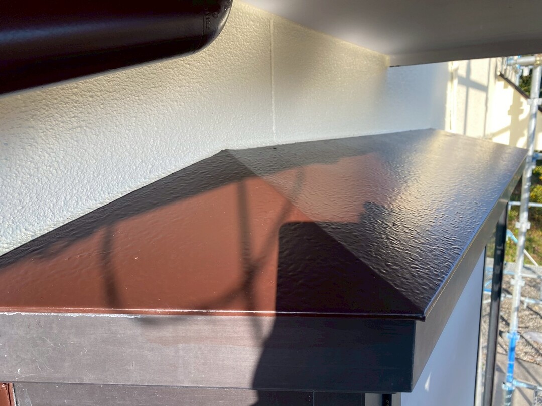 静岡県袋井市K様邸  一般住宅外壁塗装 庇の施工後画像