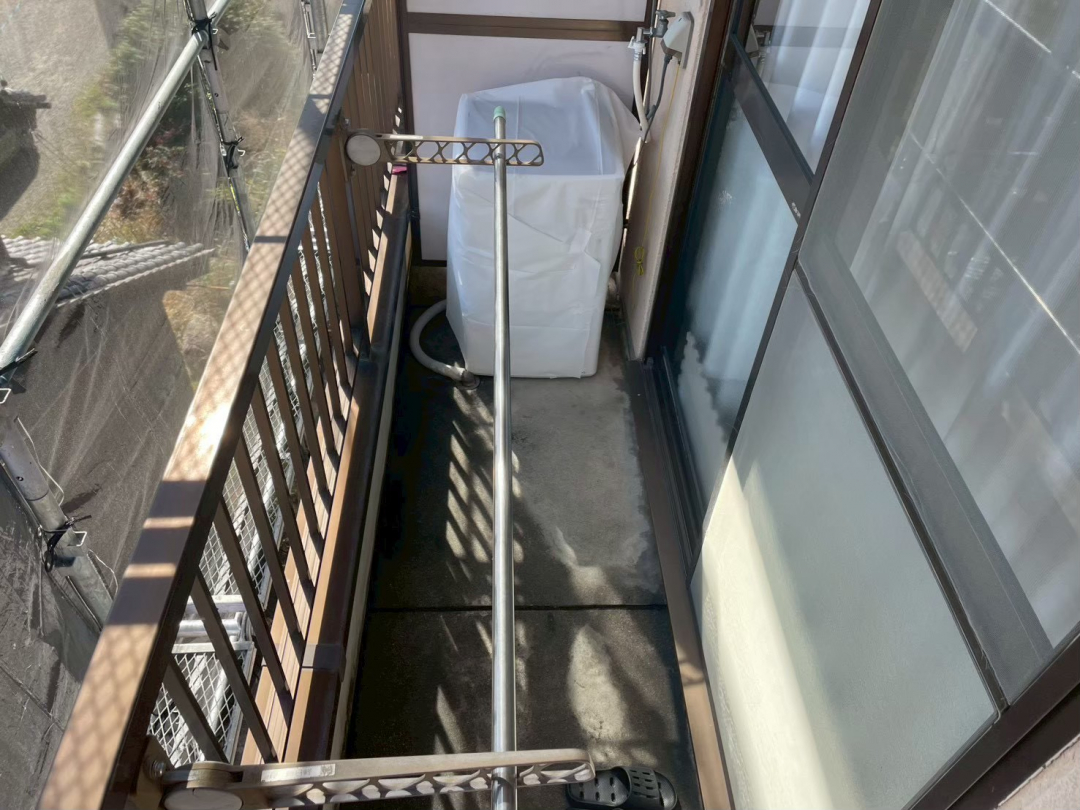 岐阜県マンション外部内部塗装工事 ベランダ防水の施工前画像