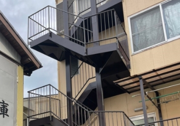 施工実績：静岡県袋井市M様階段鉄骨塗装